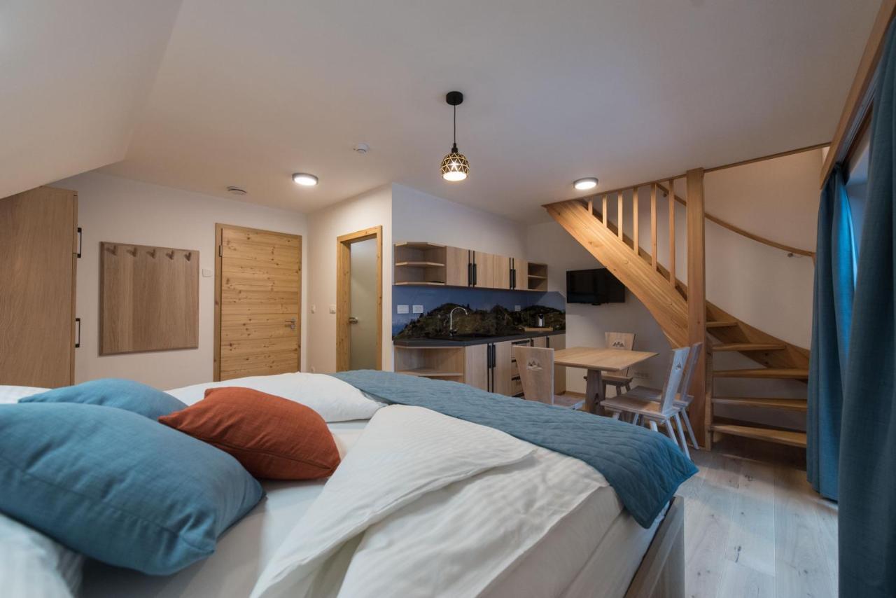 Guesthouse Lajnar Zgornja Sorica Экстерьер фото